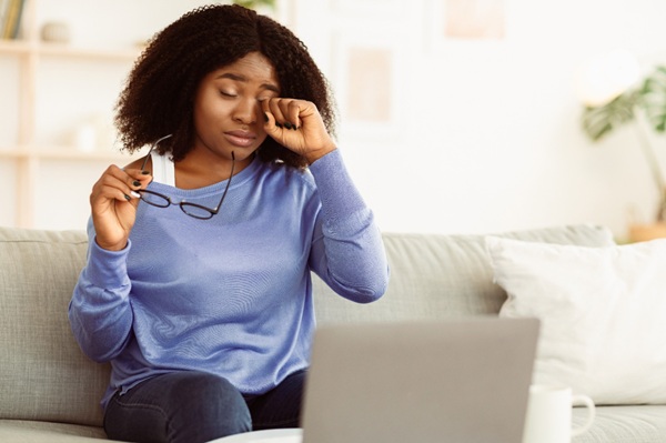 5 Simple Habits to Protect Your Eyes in the Digital Age
